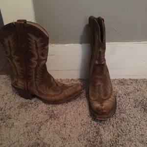 Corral boots